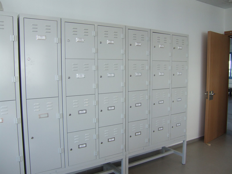 Lockers, Cyprus