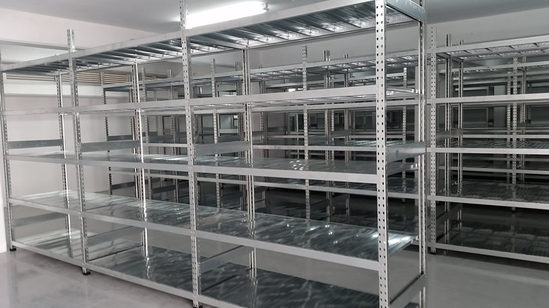 Clip-on Galvanized shelves, Cyprus